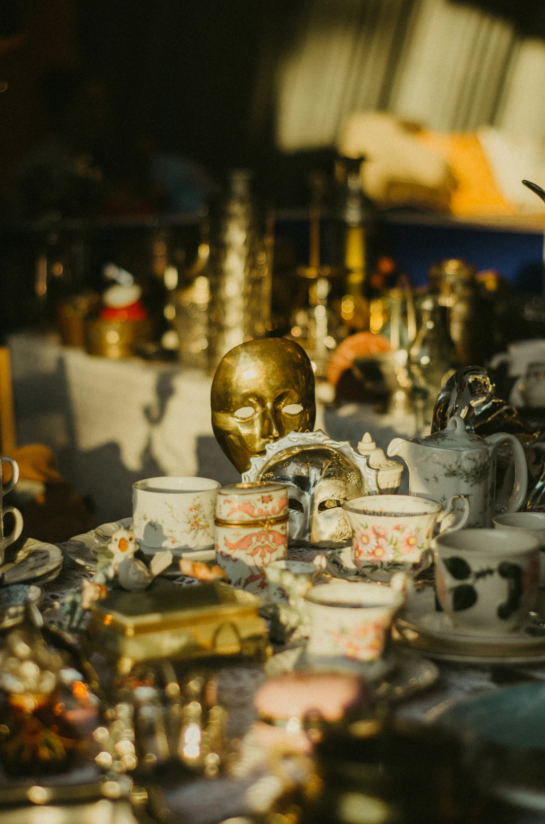 Caring for Your Vintage Collectibles Best Practices