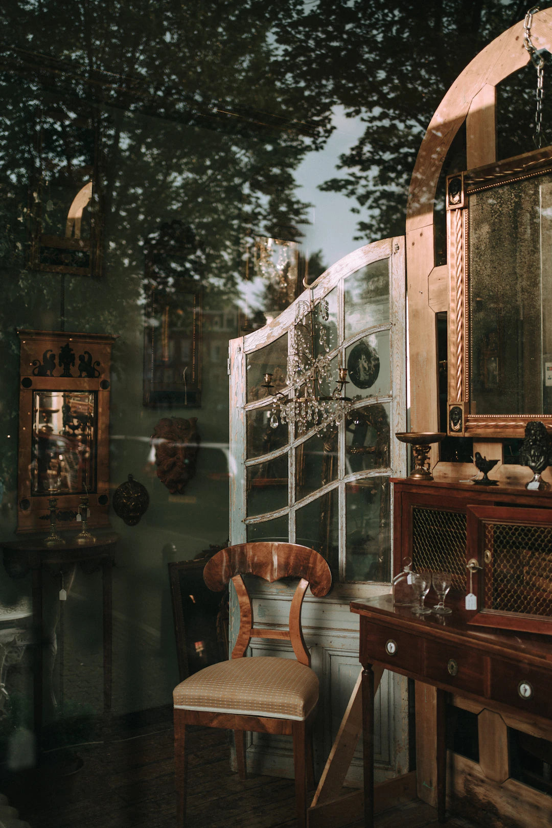 The Rise of Vintage Collectibles A Timeless Journey