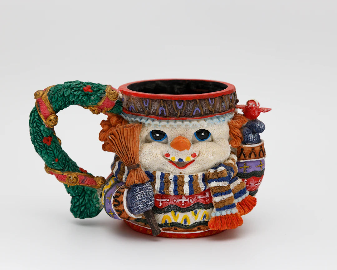 Charming Vintage Christmas Mugs for Cozy Holiday Beverages