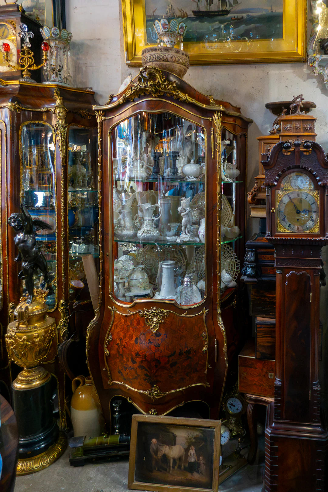 Charming Vintage Figurines for Heartfelt Collections