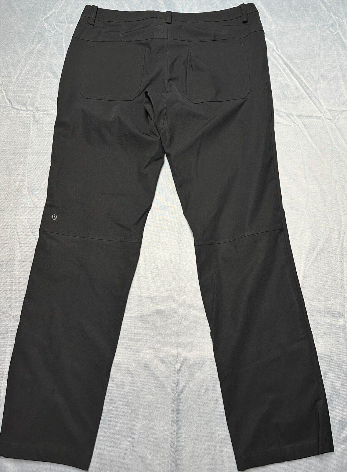 Lululemon Pants Mens 38 W Stretch Pockets Logo ABC Commission Classic *SEE DESC*