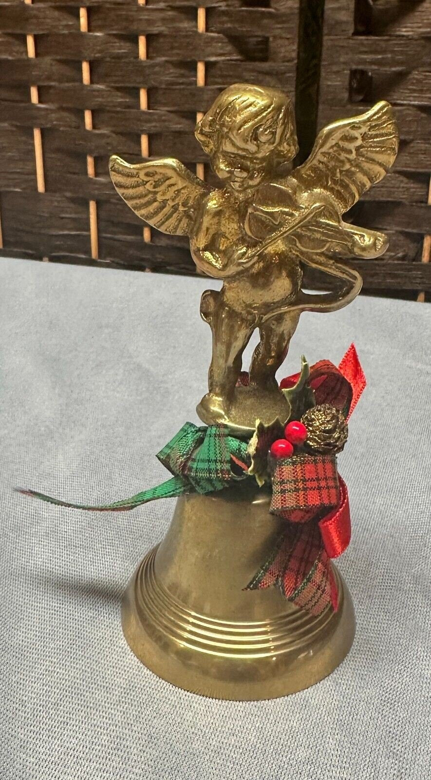 Vintage Brass Angel Bell The Connoisseur Collection AMC NY Taiwan Violin Xmas