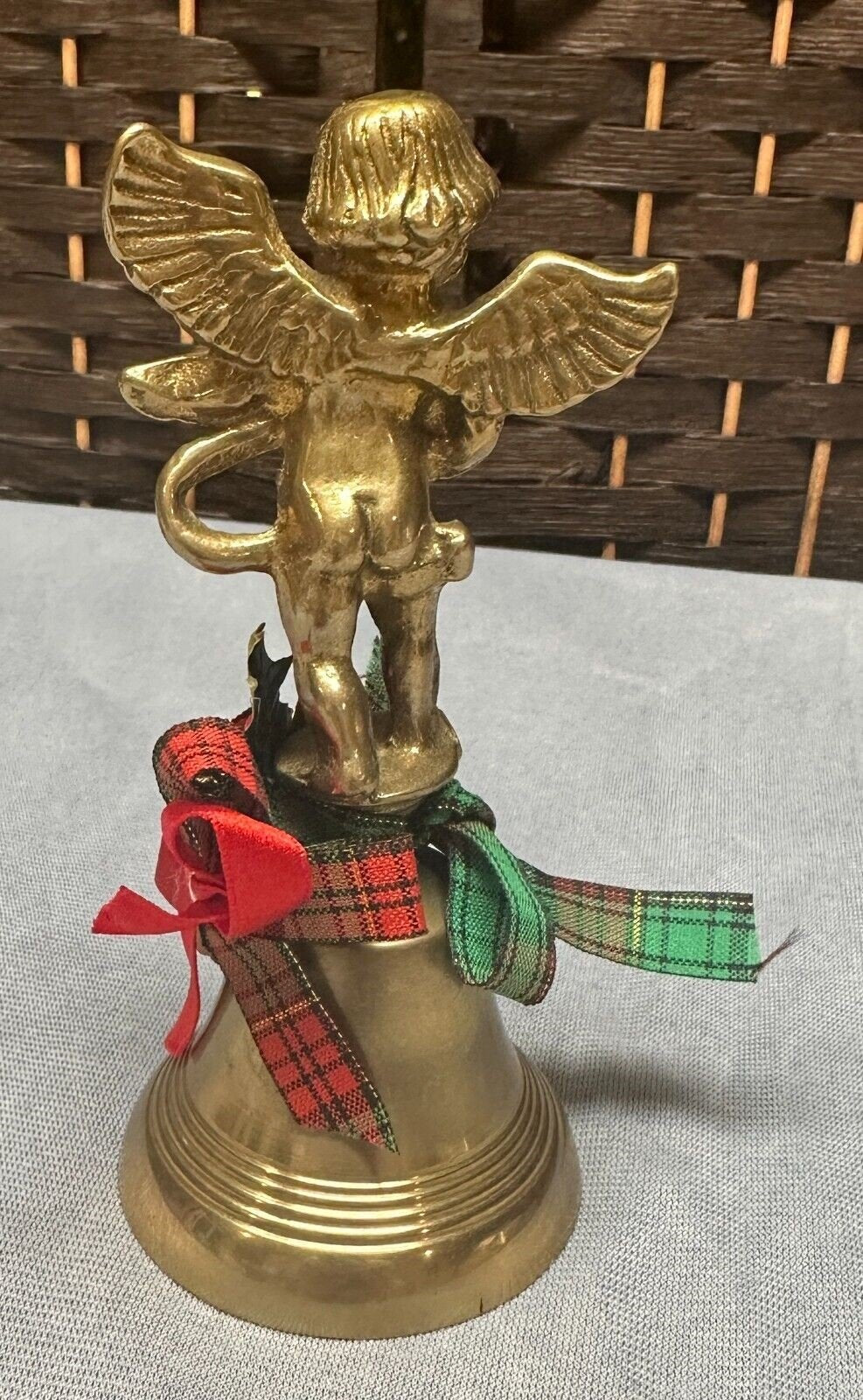 Vintage Brass Angel Bell The Connoisseur Collection AMC NY Taiwan Violin Xmas