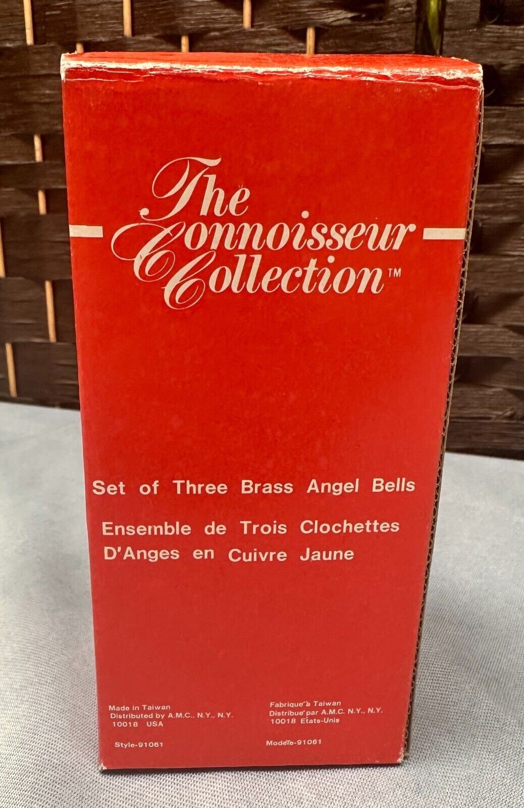 Vintage Brass Angel Bell The Connoisseur Collection AMC NY Taiwan Violin Xmas