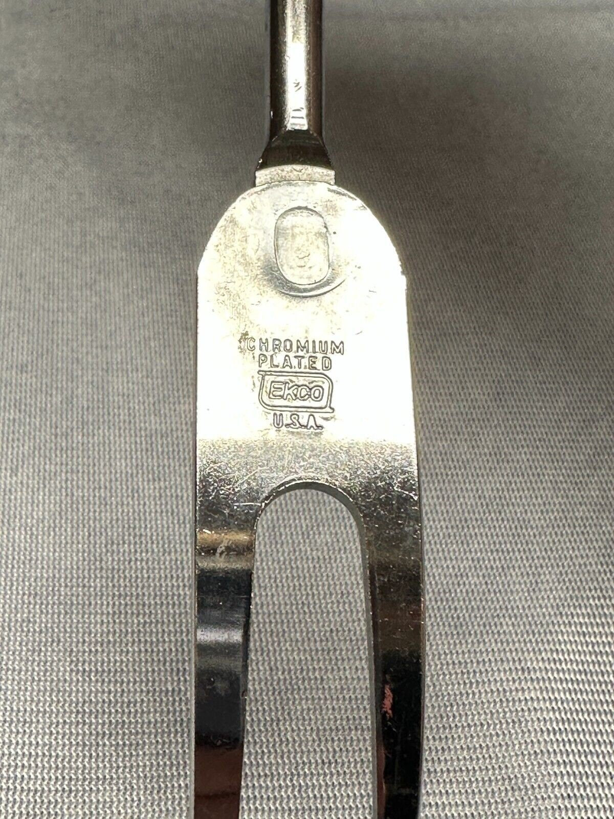 EKCO Stainless Steel Meat/Serving Fork Cream /w Gold Flecked Handle 13” USA Vtg
