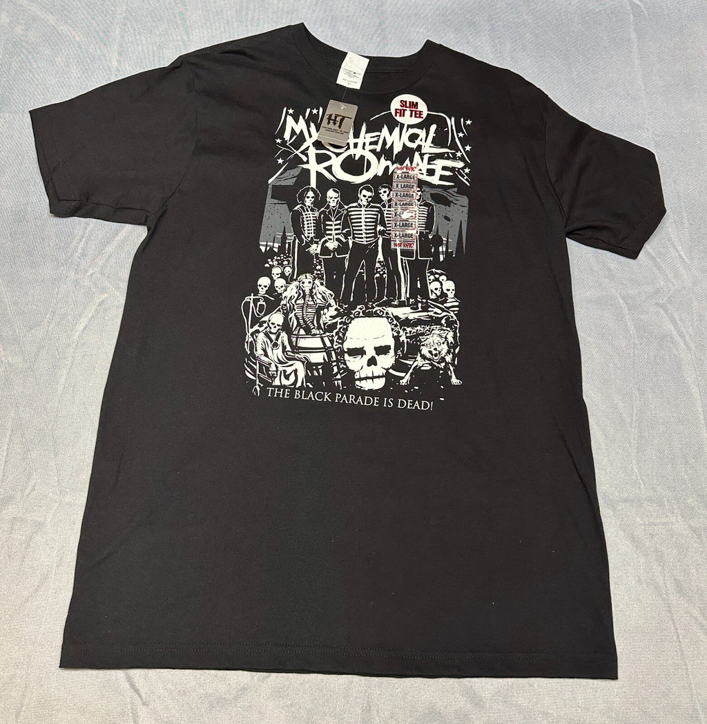 RARE Deadstock My Chemical Romance T-Shirt XL Y2K Black Parade Is Dead NWT