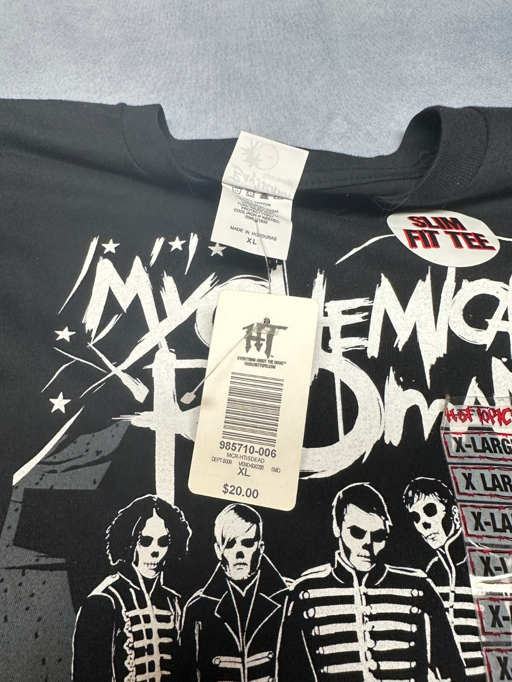 RARE Deadstock My Chemical Romance T-Shirt XL Y2K Black Parade Is Dead NWT