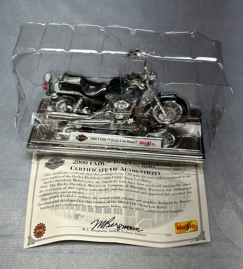 Avon/Maisto 2000 FLHRC Dyna Low Rider Harley Davidson 1:18 Die Cast Metal NIB
