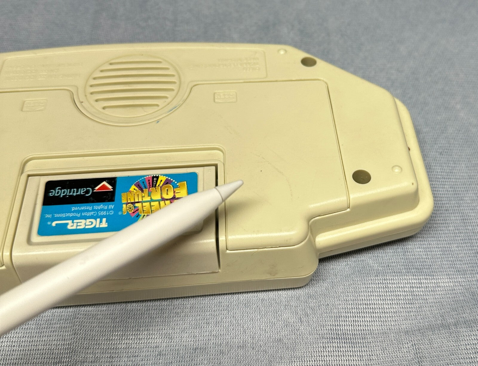 1995 Vintage Wheel of Fortune Handheld Game Tiger Electronics /w Cartridge WORKS