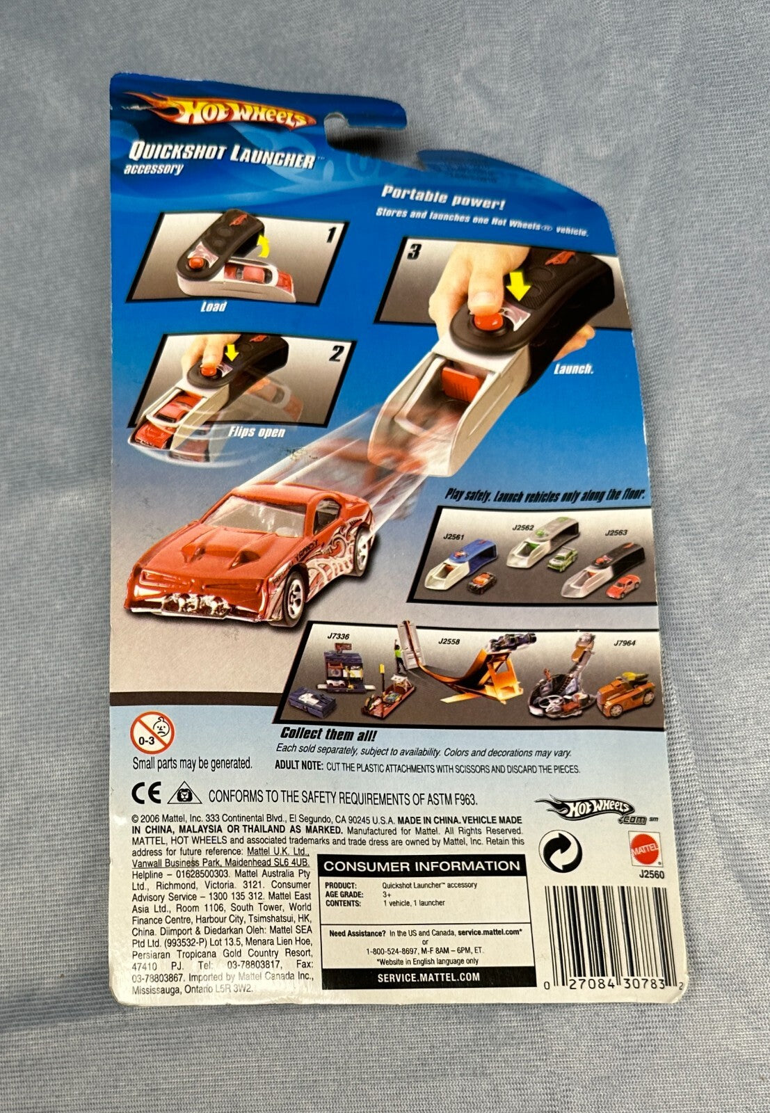 HOT WHEELS QUICK SHOT LAUNCHER w/ GREEN CAR VEHICLE J2562