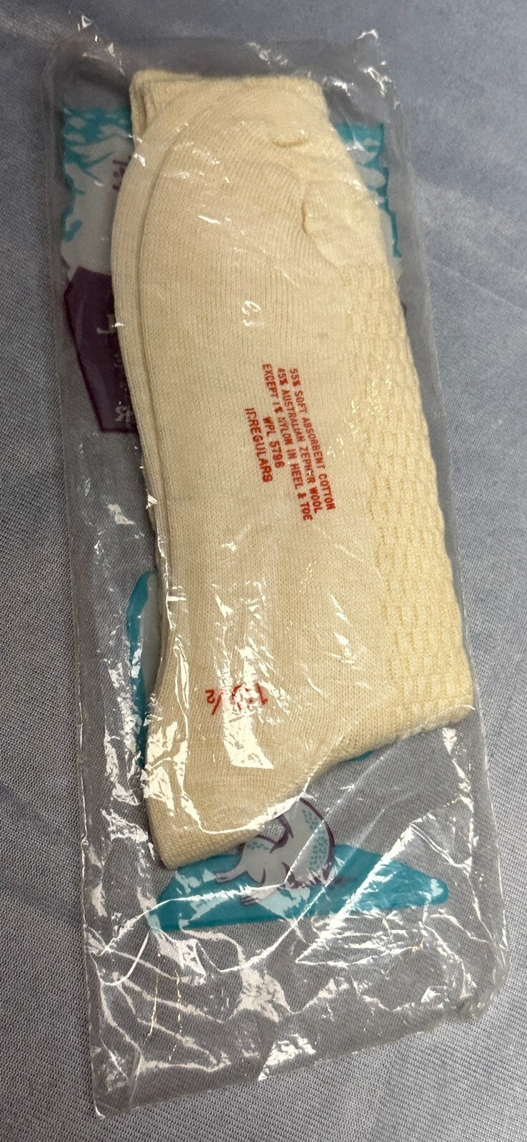 Vintage Alaskanits Mens Size 10.5 Thermal Socks Off-White/Cream Irregulars NWT
