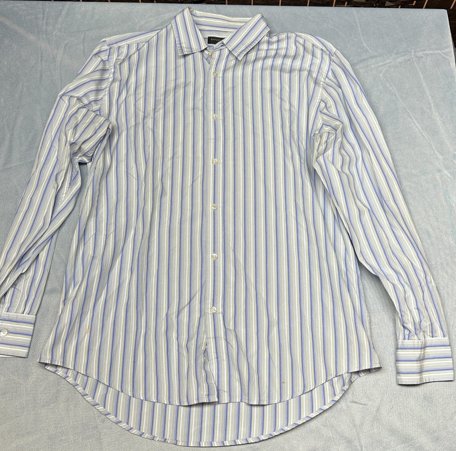 Banana Republic Shirt Mens XL Button Down Soft Classic Fit Shirt **Coffee**