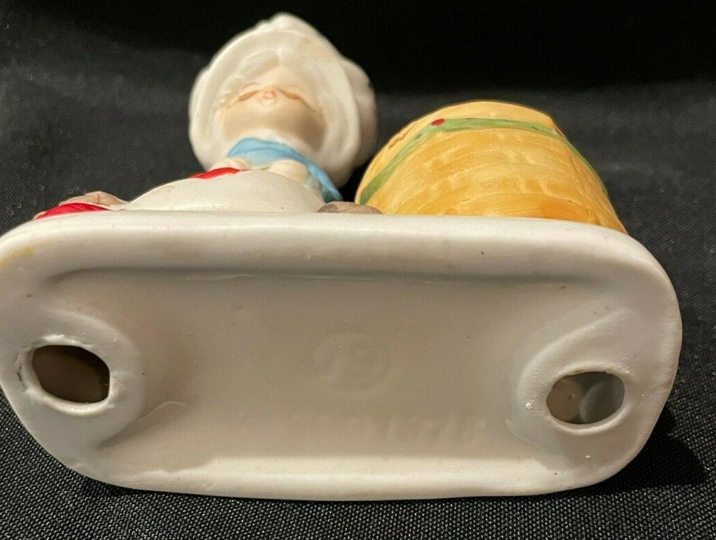 JASCO 1978 Christmas Luvkins Grandma Kitten Yarn Votive Candle Holder Figurine
