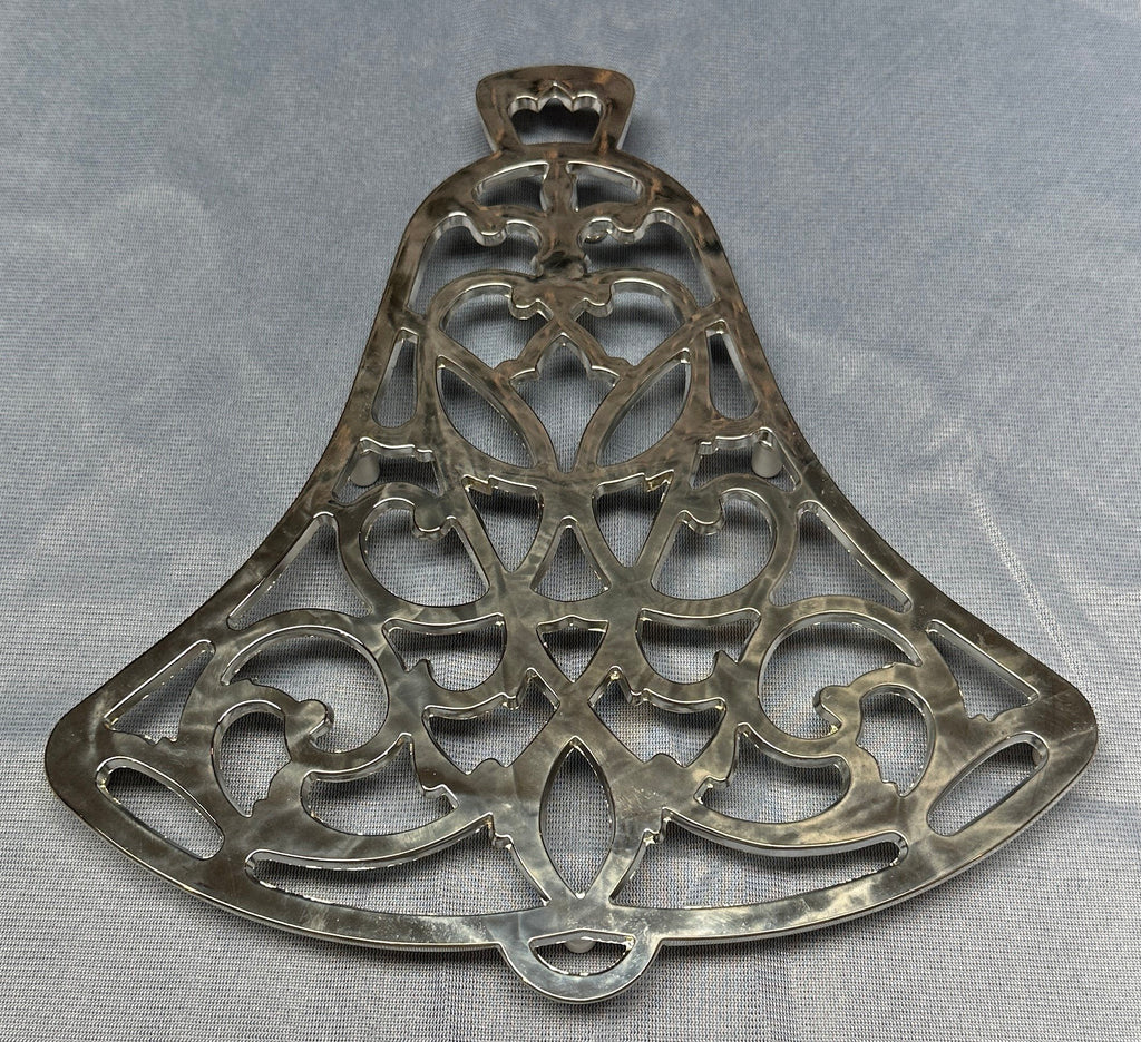 Vintage Wm. A. Rogers Silver Plated Holiday Bell Trivet Oneida Silversmiths
