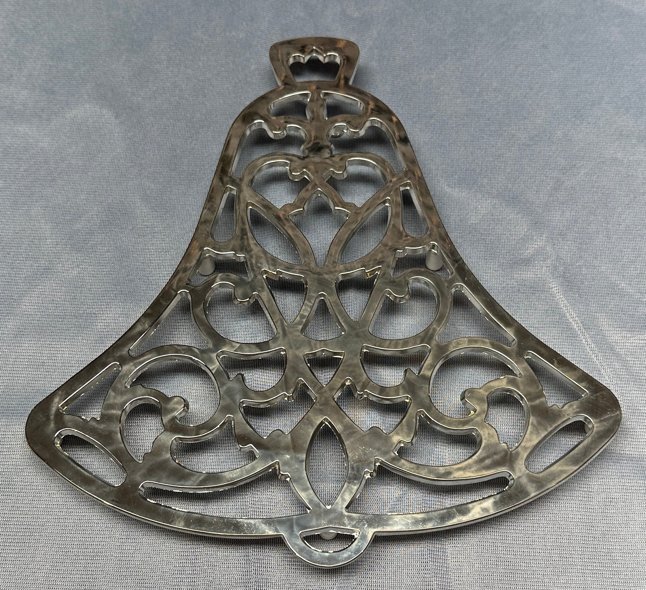 Vintage Wm. A. Rogers Silver Plated Holiday Bell Trivet Oneida Silversmiths