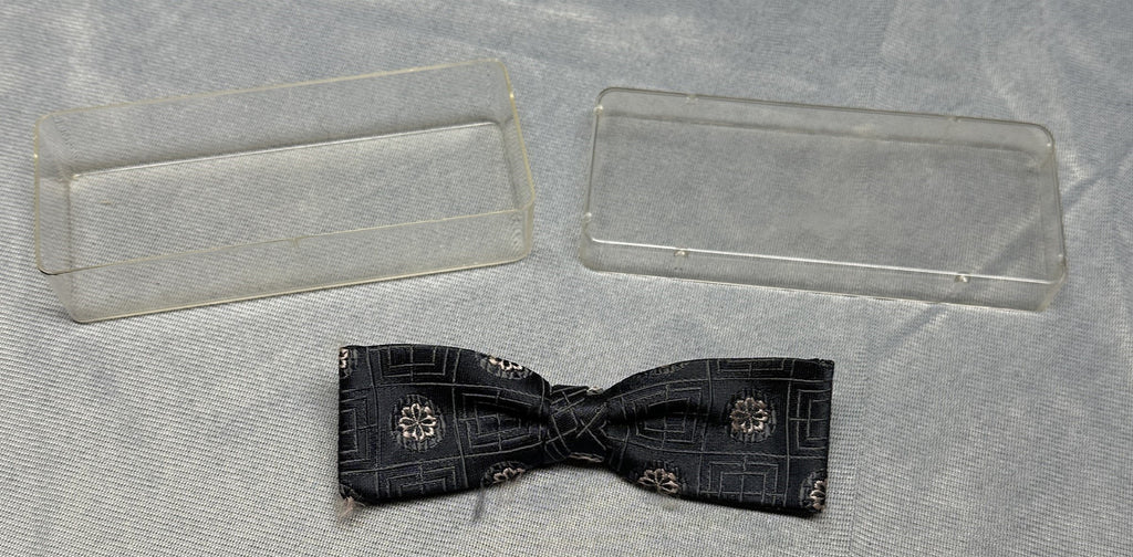 Vintage London Beau Rayon USA Clip-On Bow Tie Mens