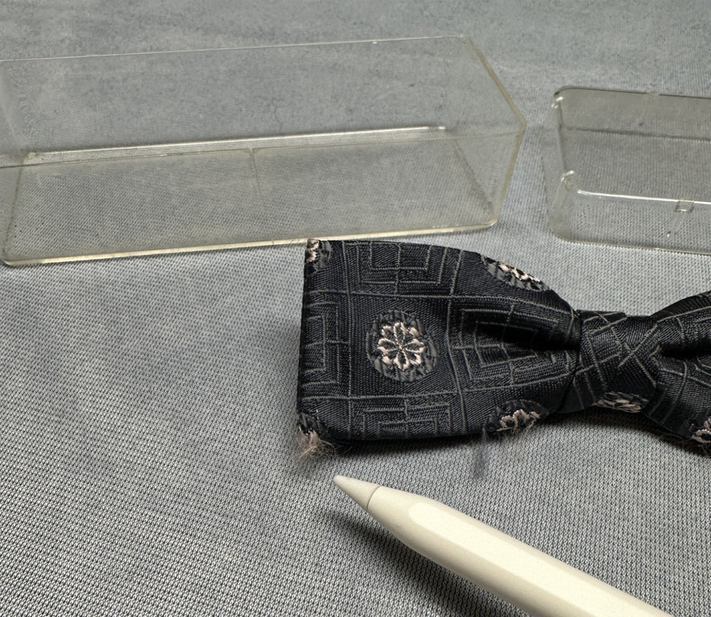 Vintage London Beau Rayon USA Clip-On Bow Tie Mens