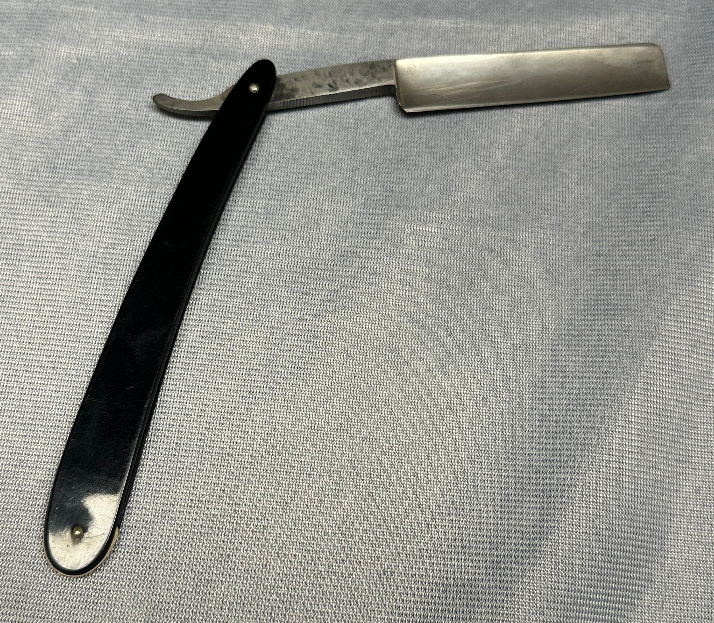 Robeson Shuridge NY The Razor That Fits Your Face