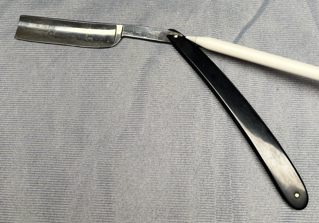 Vintage Straight Razor Shaving Blade Barber Collectible Antique Shave Tool