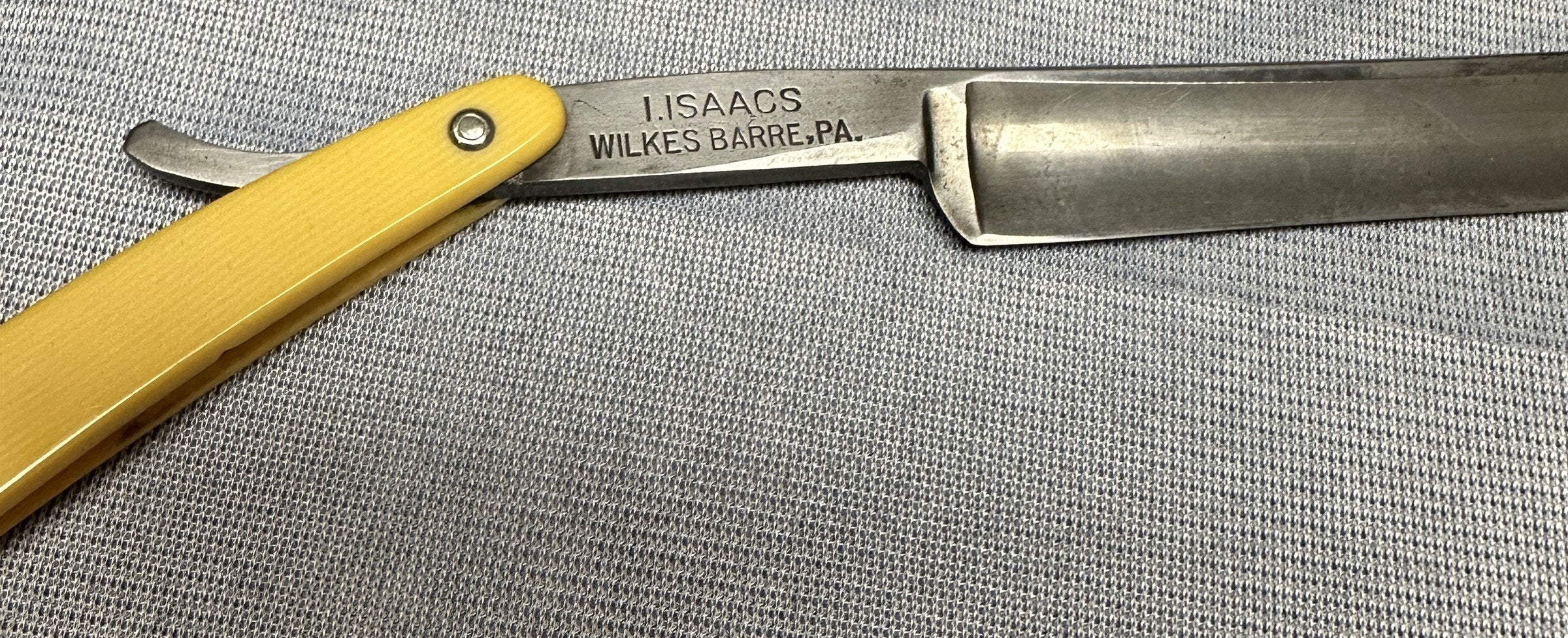 Vintage Straight Razor Shaving Blade Barber Collectible Antique Shave Tool