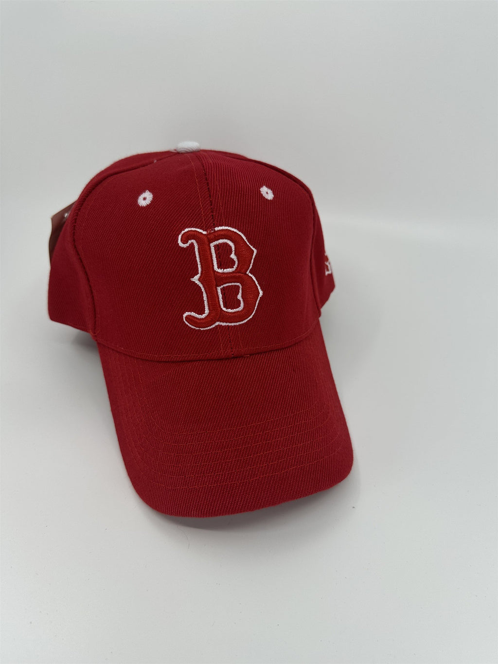 NWT Red Bost Red Sox Adjustable Hat **Small Pull**
