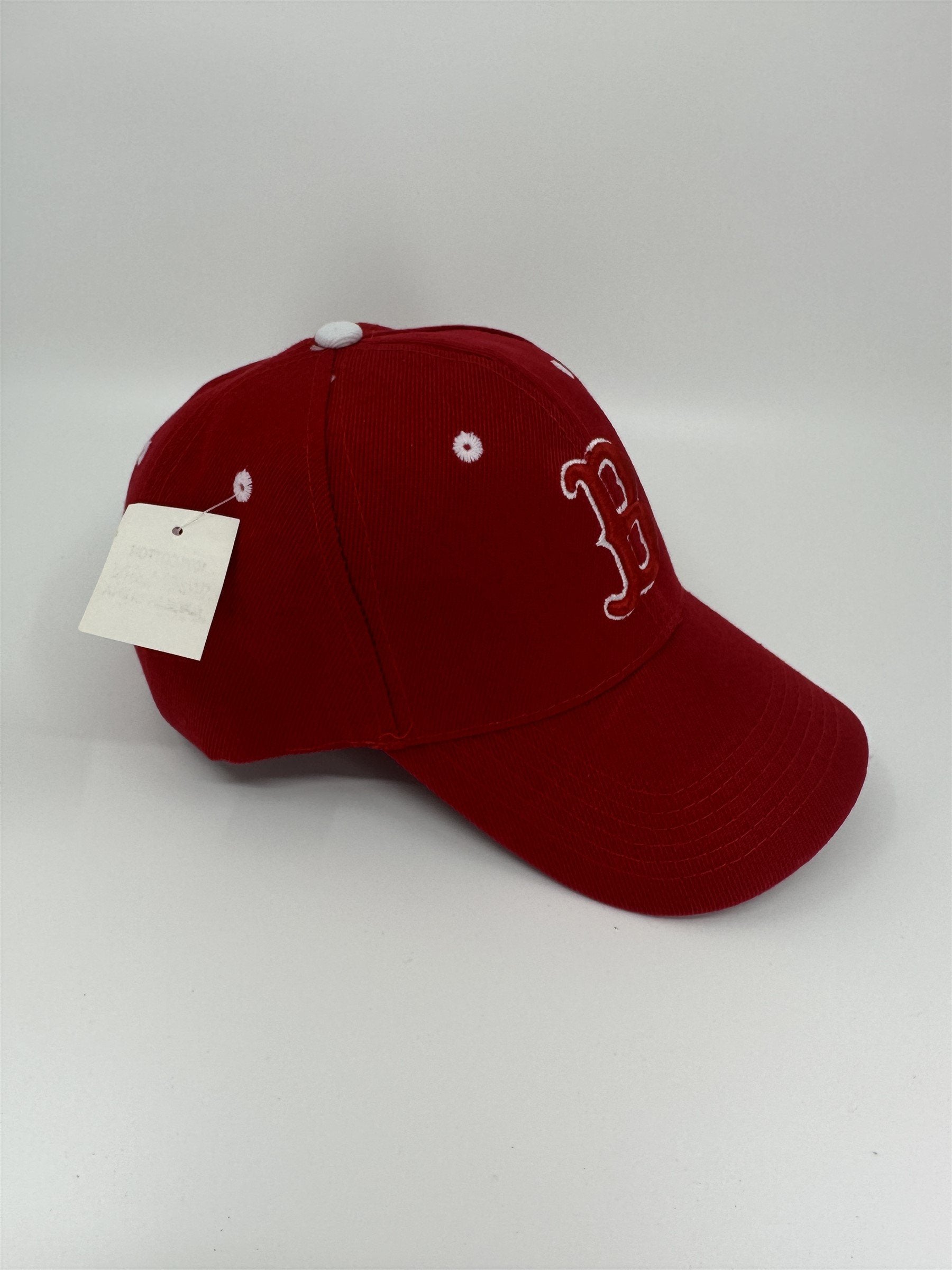 NWT Red Bost Red Sox Adjustable Hat **Small Pull**