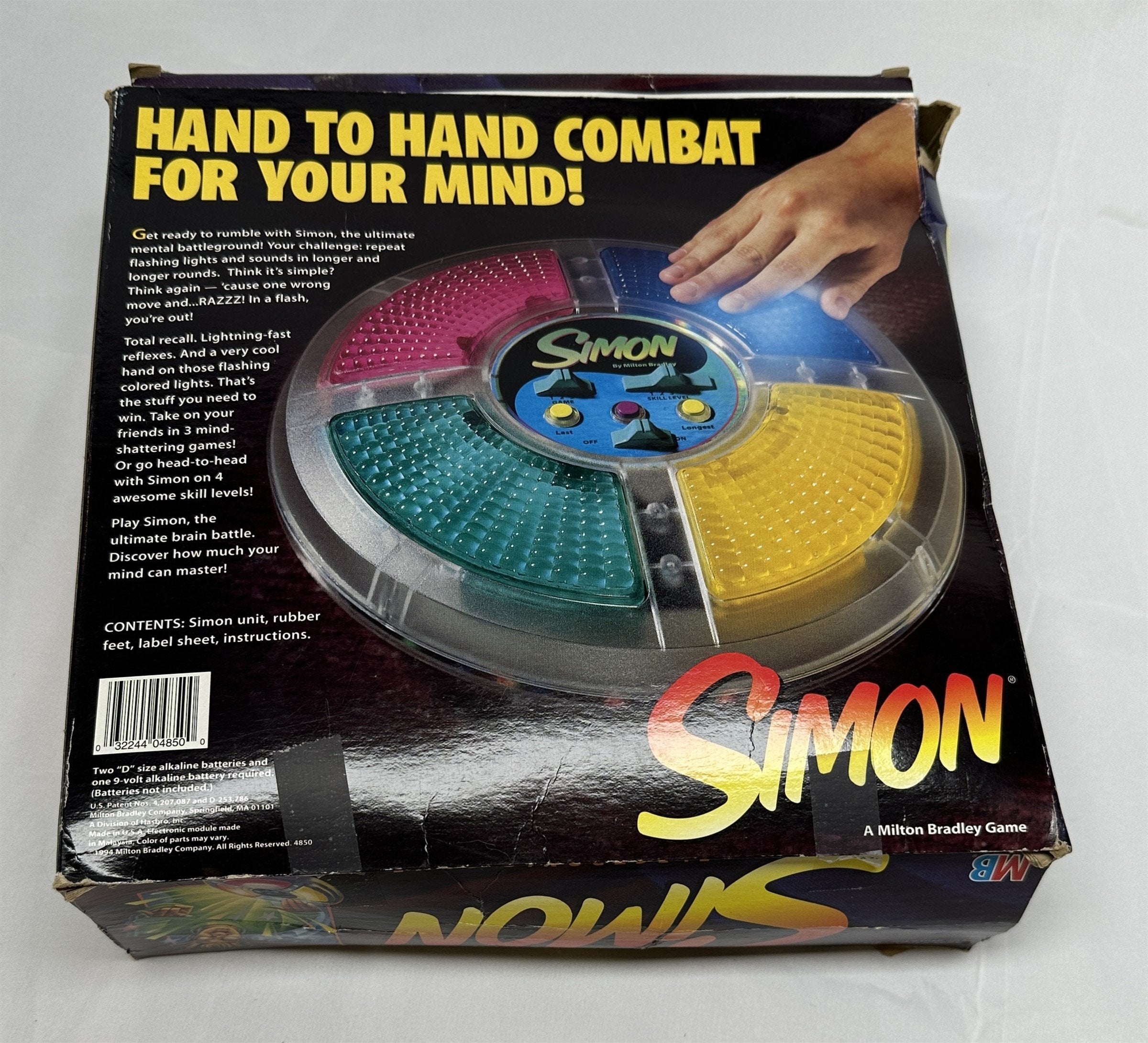 Vintage Milton Bradley Simon The Ultimate Brain Battle *Speakers Do Not Work*