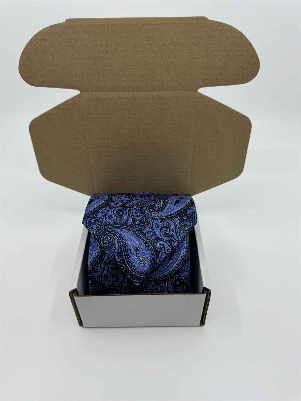 Black Brown 1826 Mens Blue Paisley Print Tie NWT 100% Silk