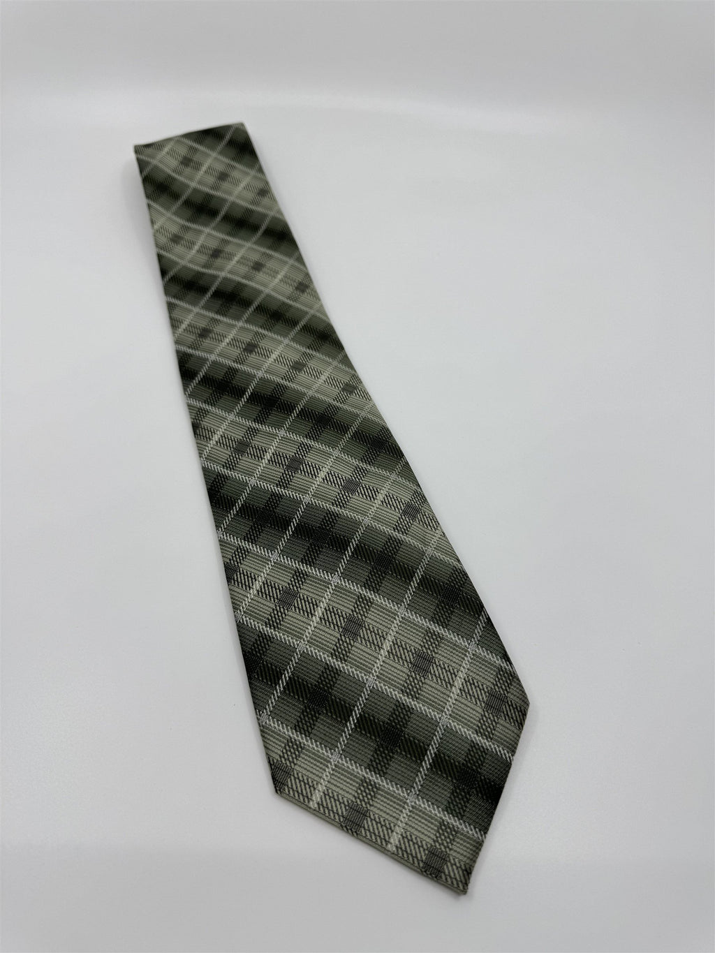 Stafford Essentials Green Square Plaid Print 100% Polyester Mens Neck Tie NWOT