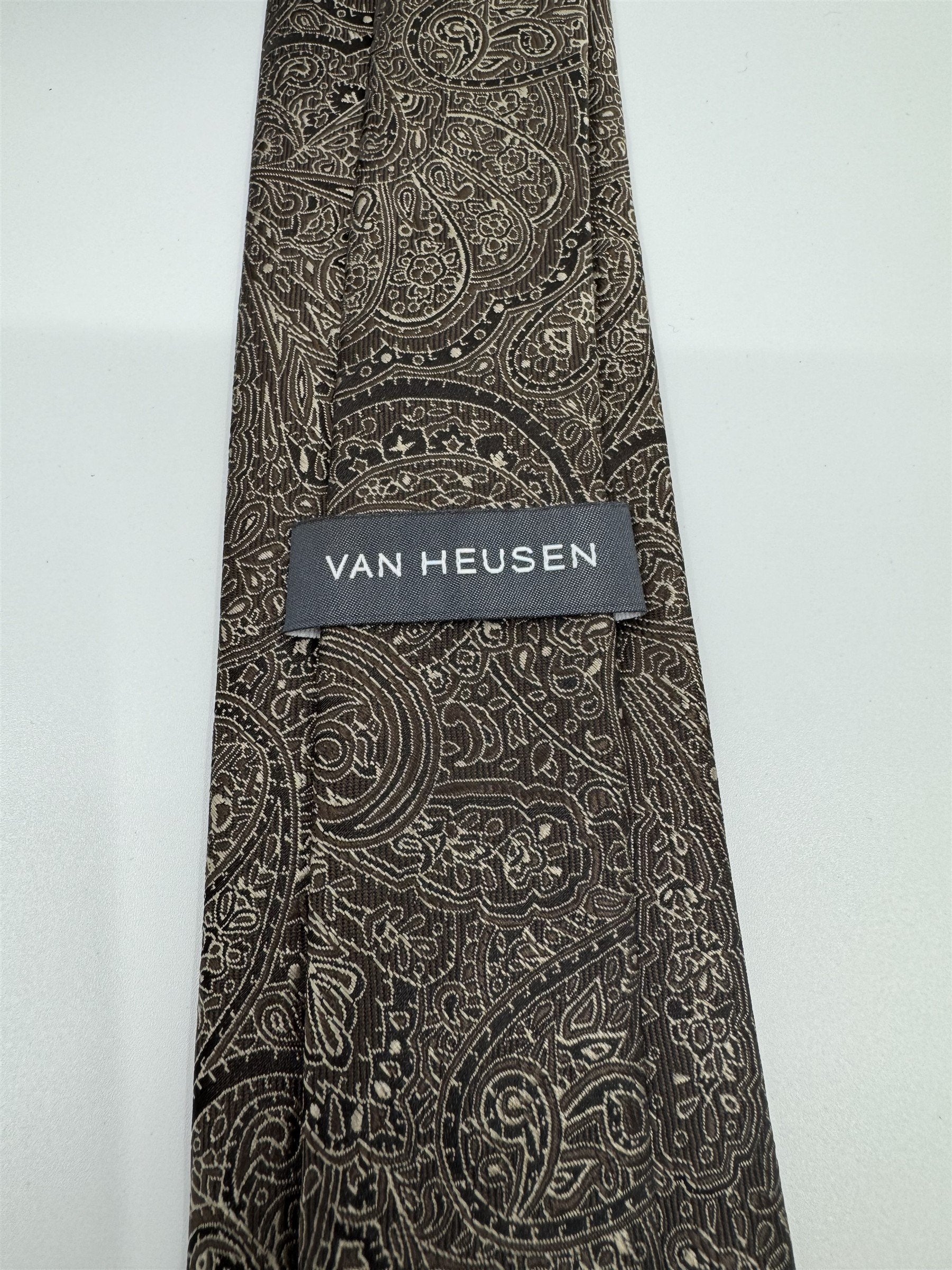 Van Heusen Mens Tie Brown Paisley Pattern 100% Polyester NWOT