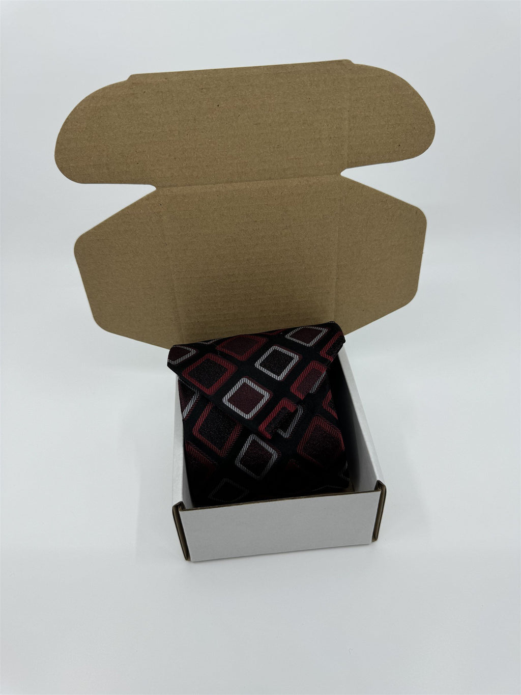 Covington Mens Tie Black /w Red and White Squares Geo Pattern Silk Handmade NWOT