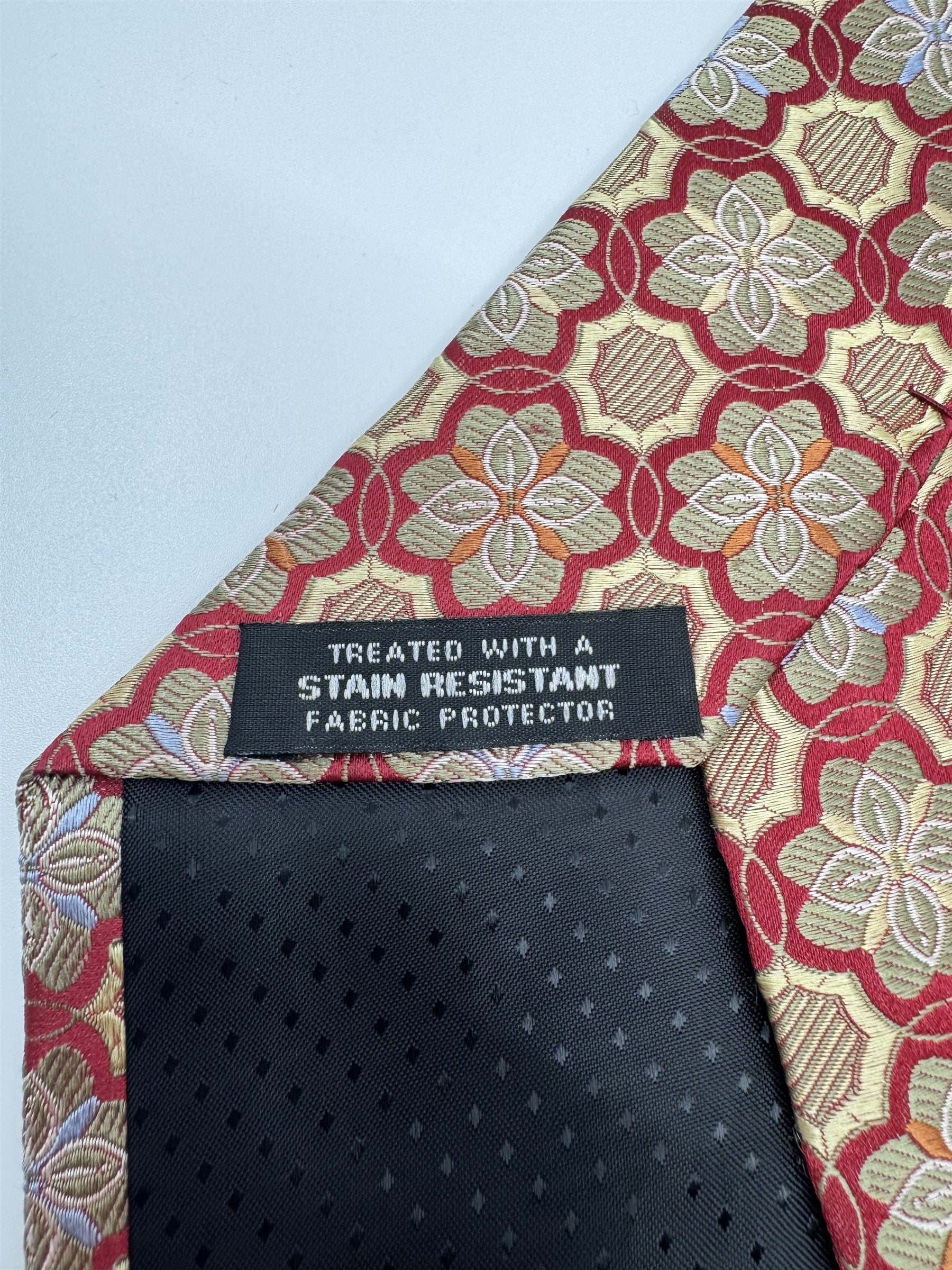 Cintas 100% Silk Mens Neck Tie Red Medallion/Flower Pattern Print NWOT