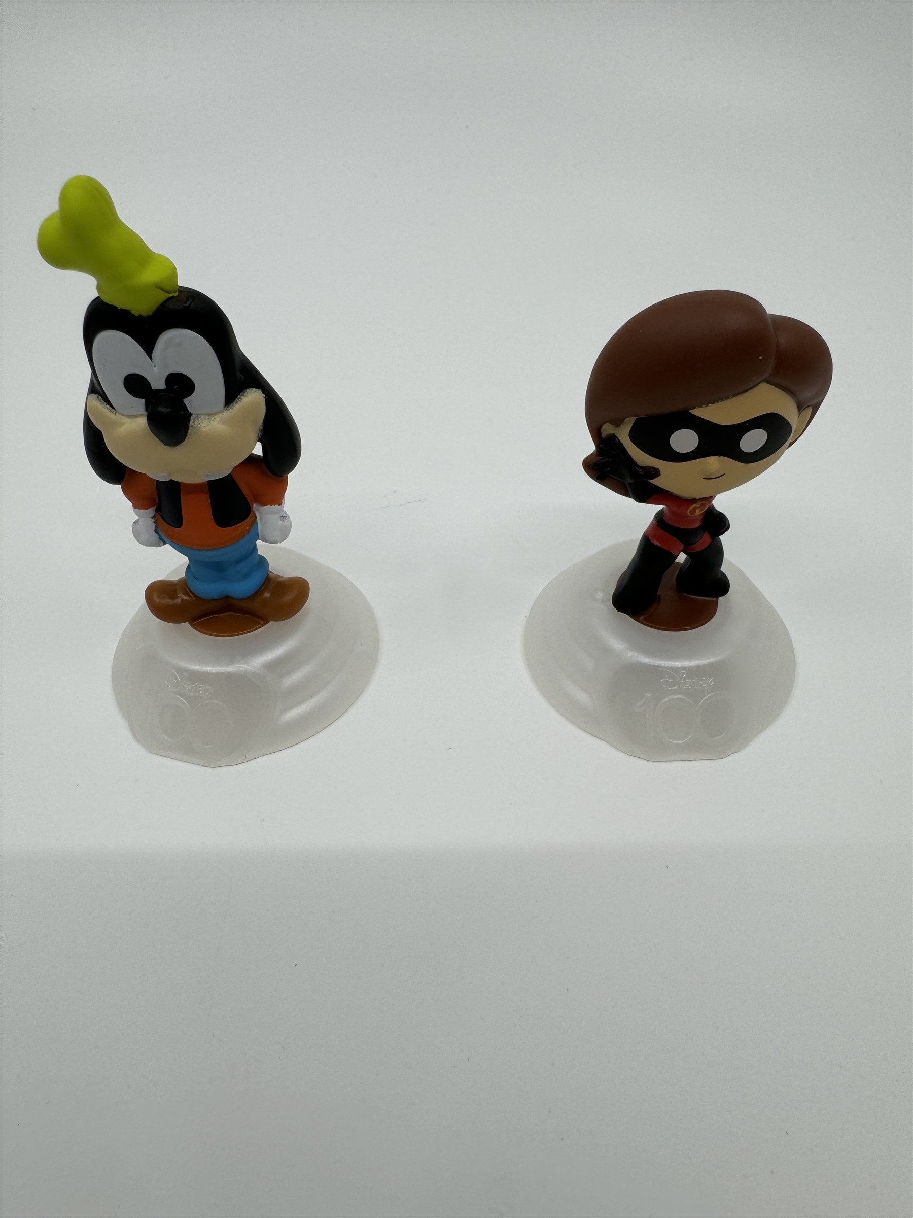 2023 McDonald's Disney's 100 Year Anniversary Happy Meal Toys Goofy & Mrs Incred