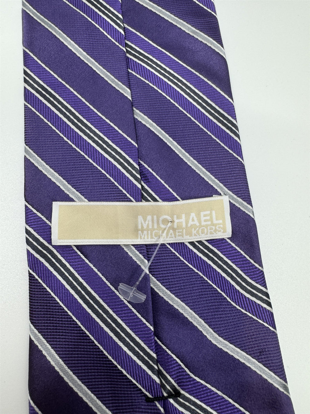 Michael Kors Mens 100% Silk Stunning Purple Striped Tie NWOT
