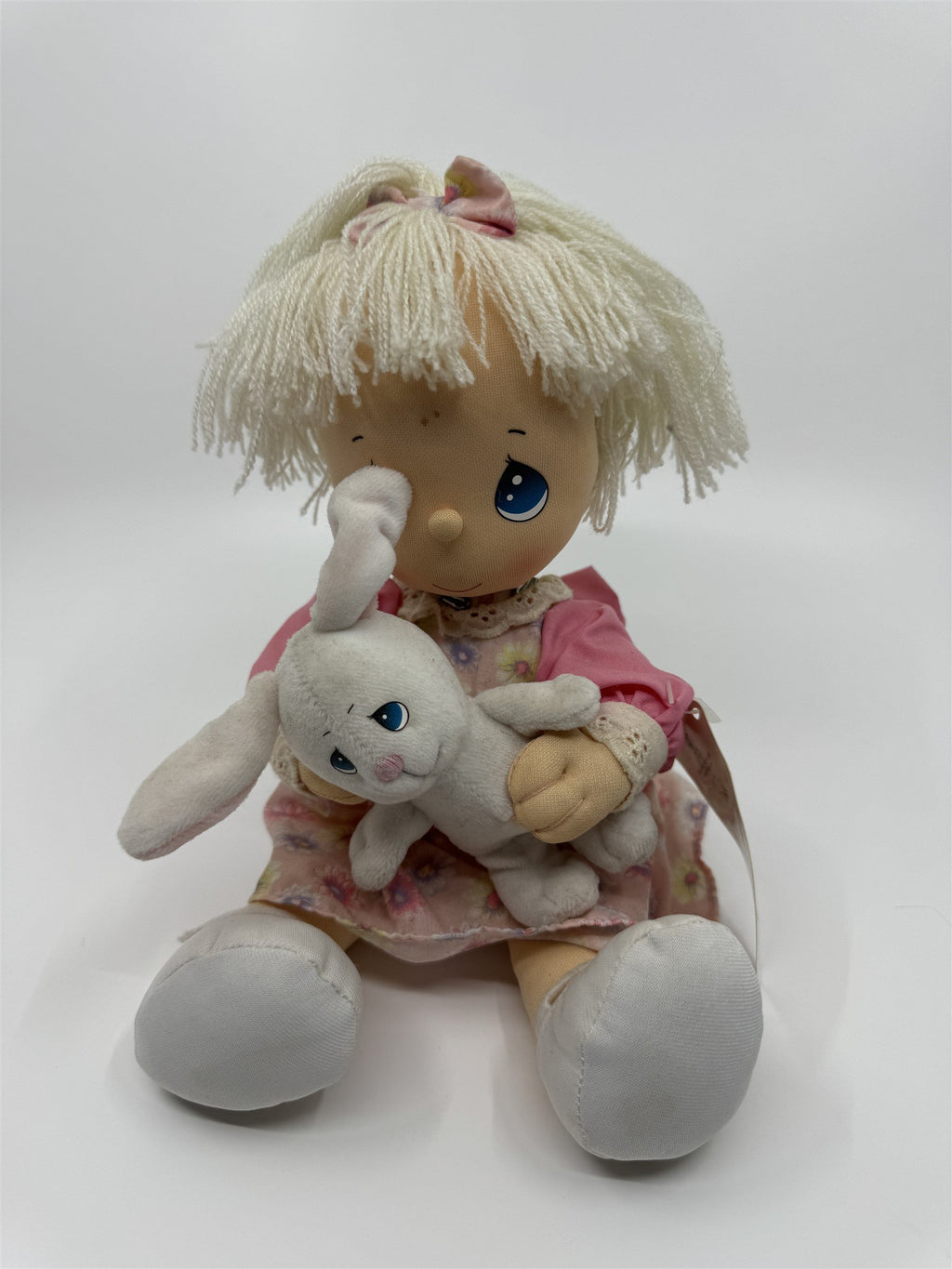 2004 Precious Moments Easter Doll Girl with Stand *Small Stain* Girl /w Bunny