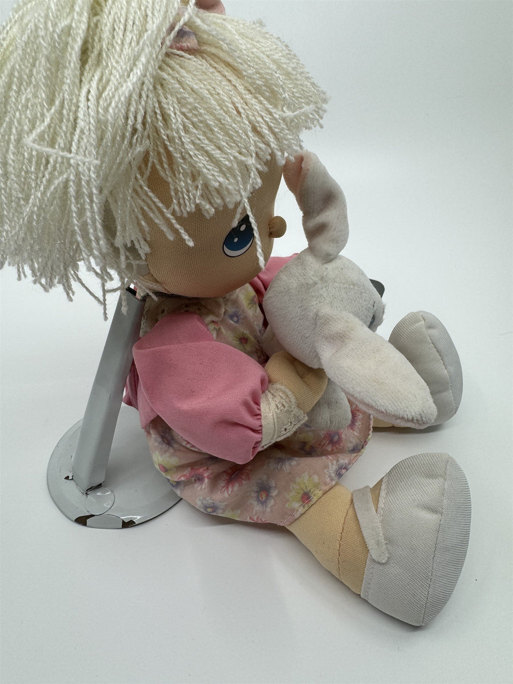 2004 Precious Moments Easter Doll Girl with Stand *Small Stain* Girl /w Bunny