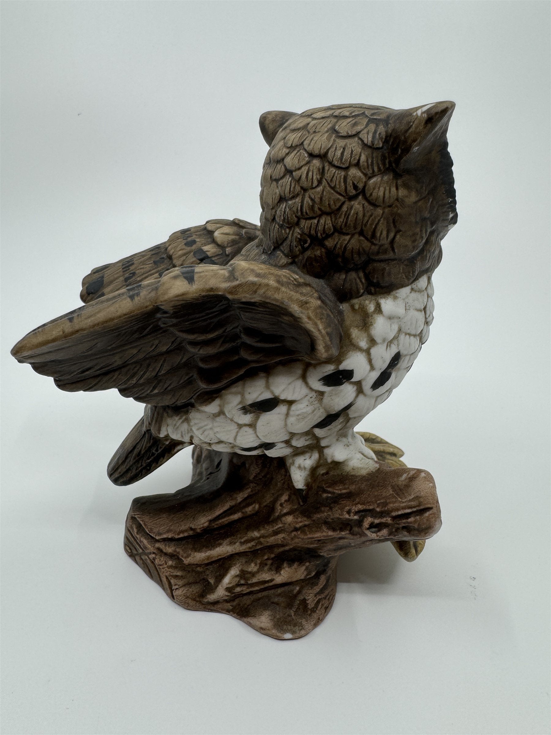 2 Vintage Owl Figurines Homco 1114 on Log Porcelain Ceramic Retro Shelf Sitter