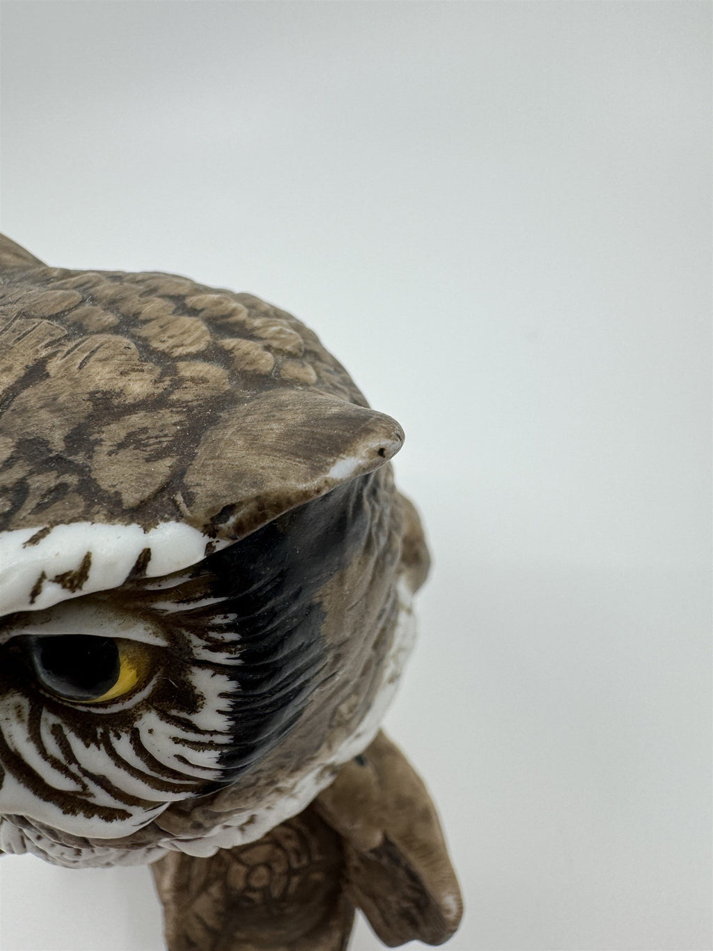 2 Vintage Owl Figurines Homco 1114 on Log Porcelain Ceramic Retro Shelf Sitter