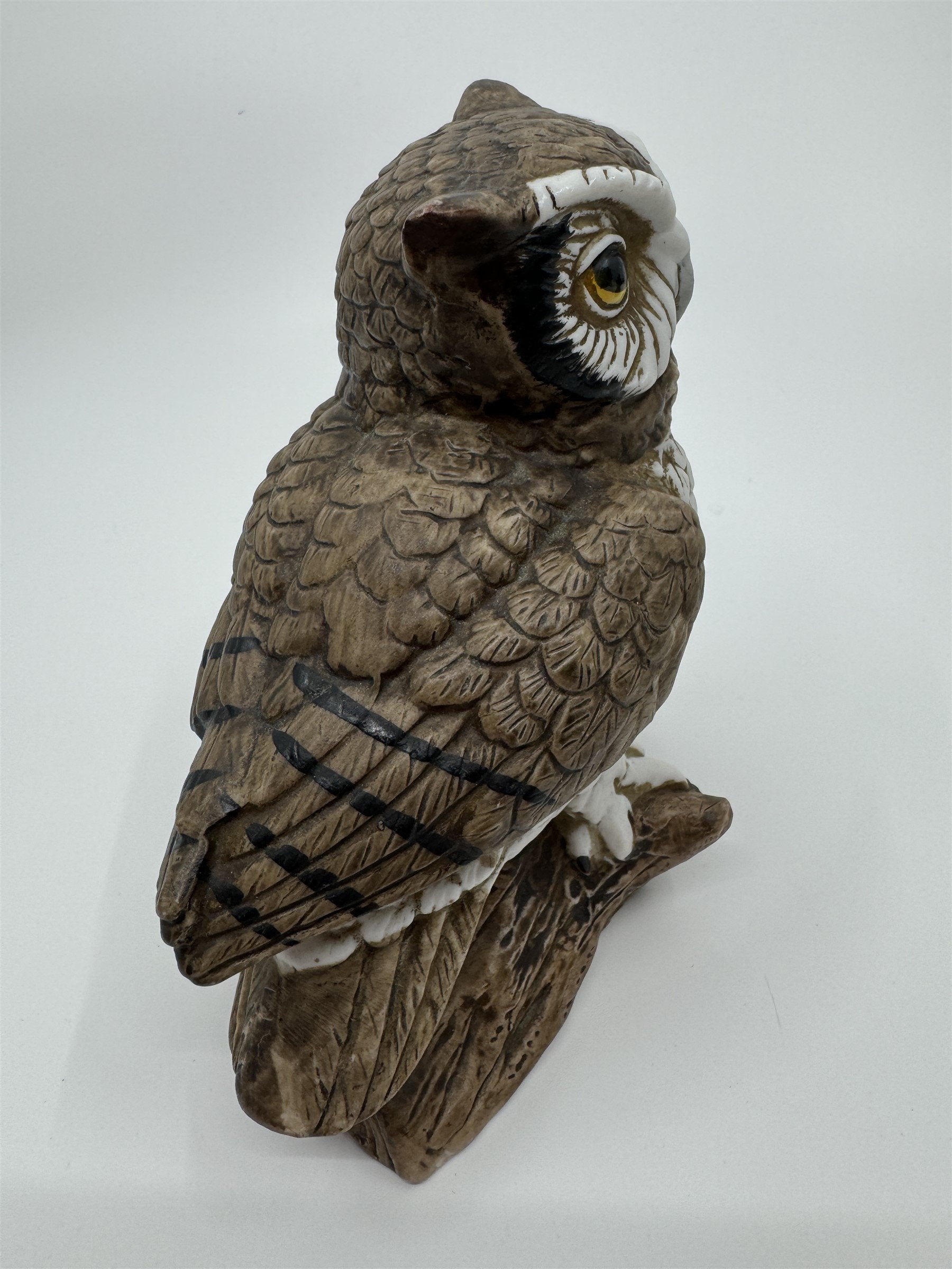 2 Vintage Owl Figurines Homco 1114 on Log Porcelain Ceramic Retro Shelf Sitter