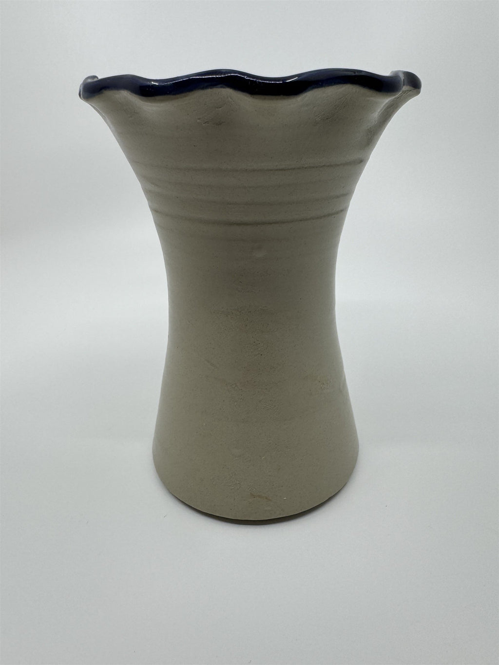 Williamsburg 1994 Pottery Glazed Flower Vase Blue Pattern 6.5" Tall