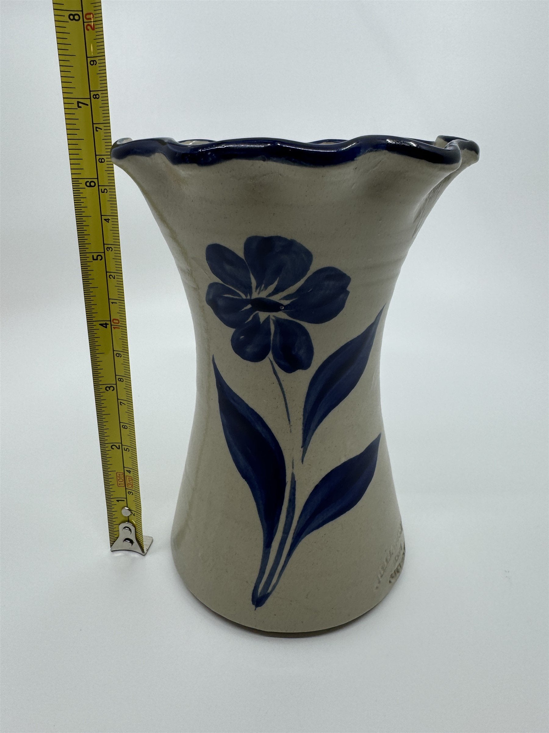 Williamsburg 1994 Pottery Glazed Flower Vase Blue Pattern 6.5" Tall