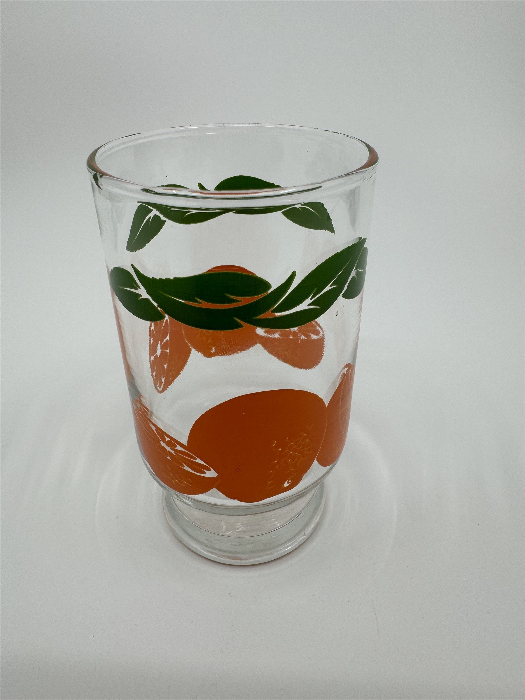 Vintage Anchor Hocking Oranges Juice Glass /w Green Leaf Border Flat *Chip*