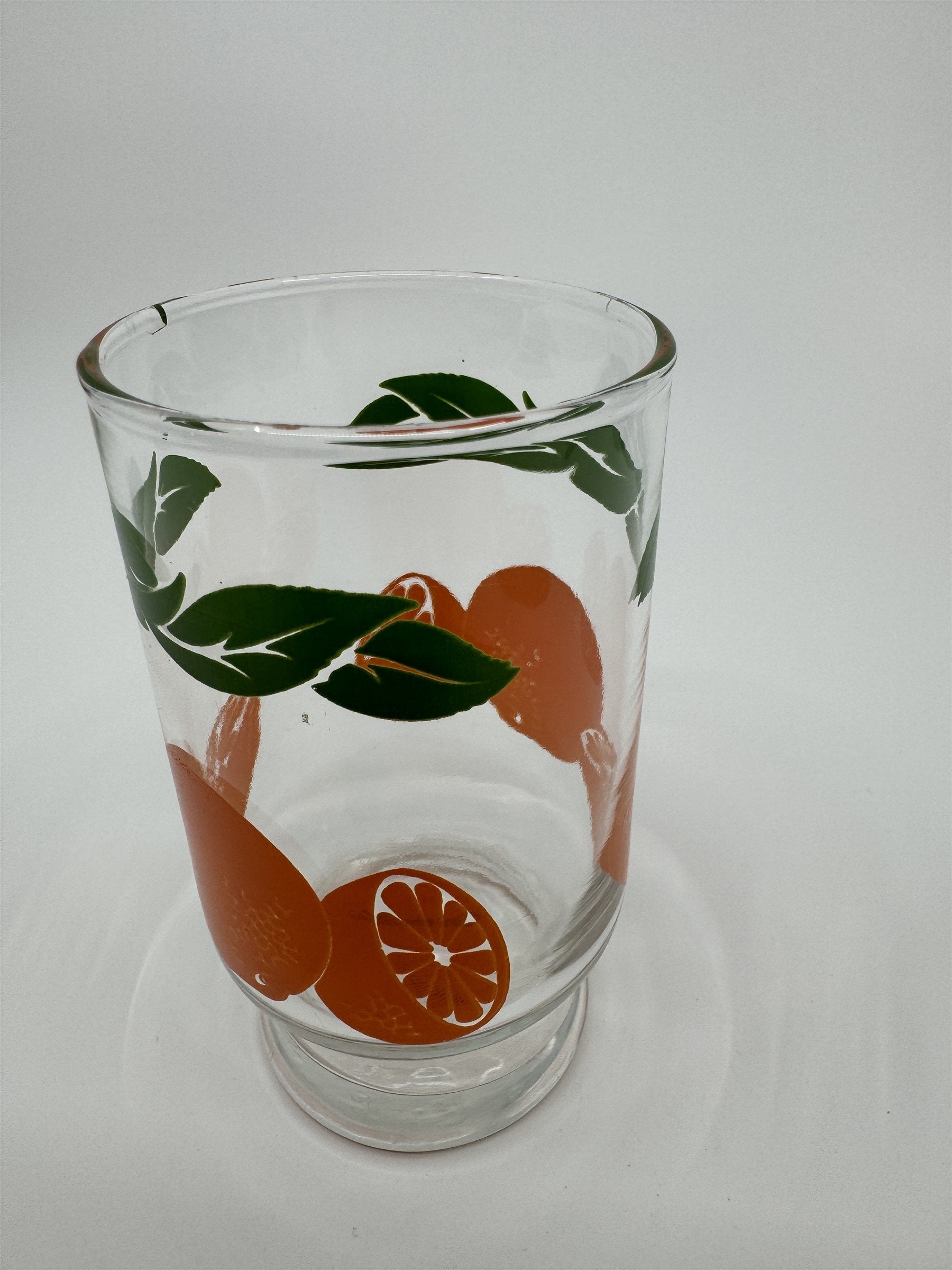 Vintage Anchor Hocking Oranges Juice Glass /w Green Leaf Border Flat *Chip*