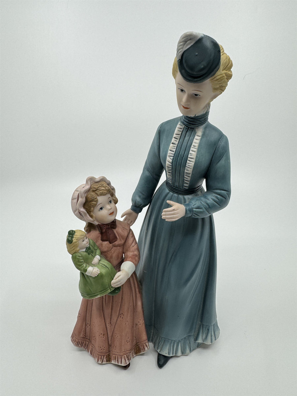 HOMCO Home Interiors Porcelain Figurine Sunday Stroll 8812 VGC Mother Daughters