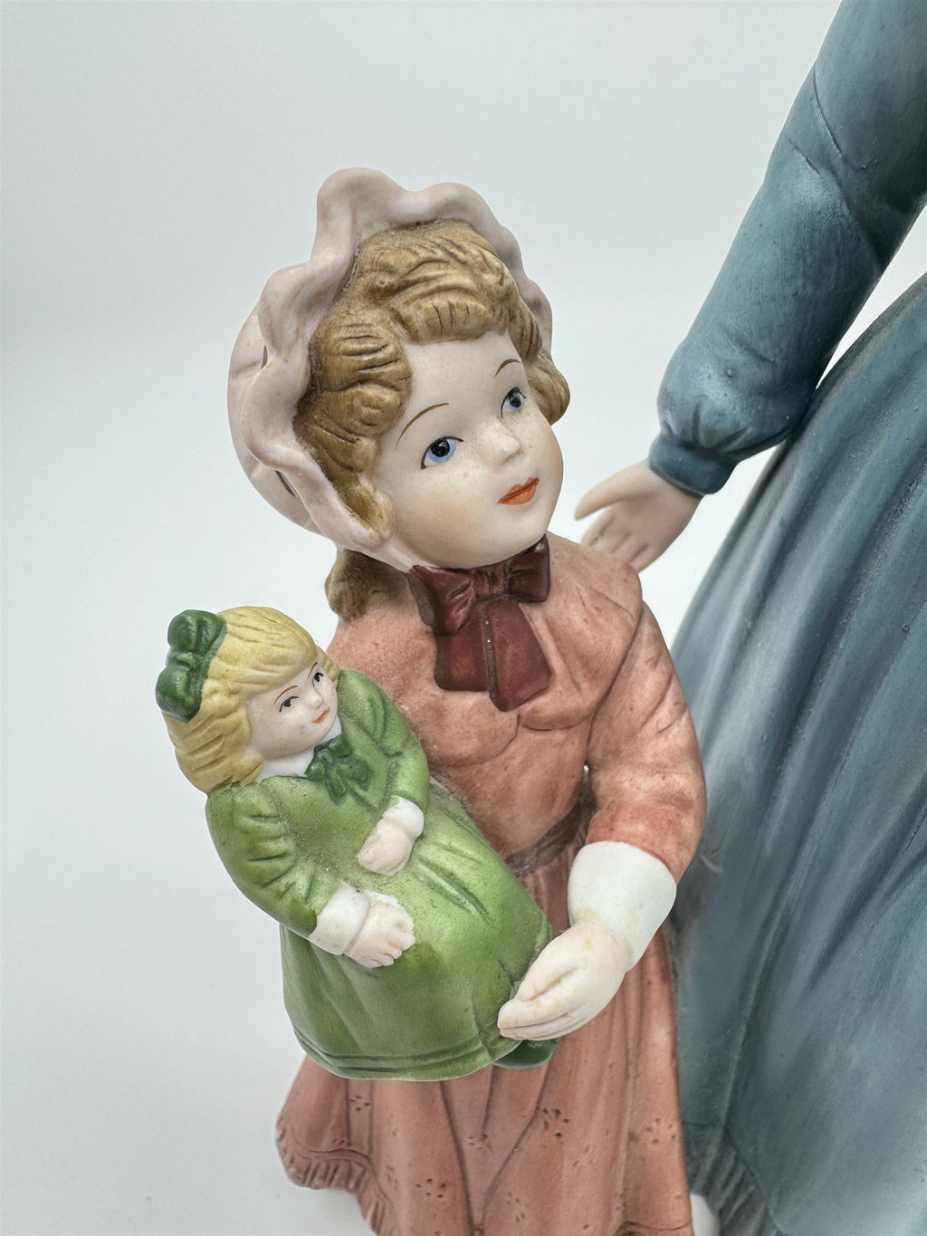 HOMCO Home Interiors Porcelain Figurine Sunday Stroll 8812 VGC Mother Daughters