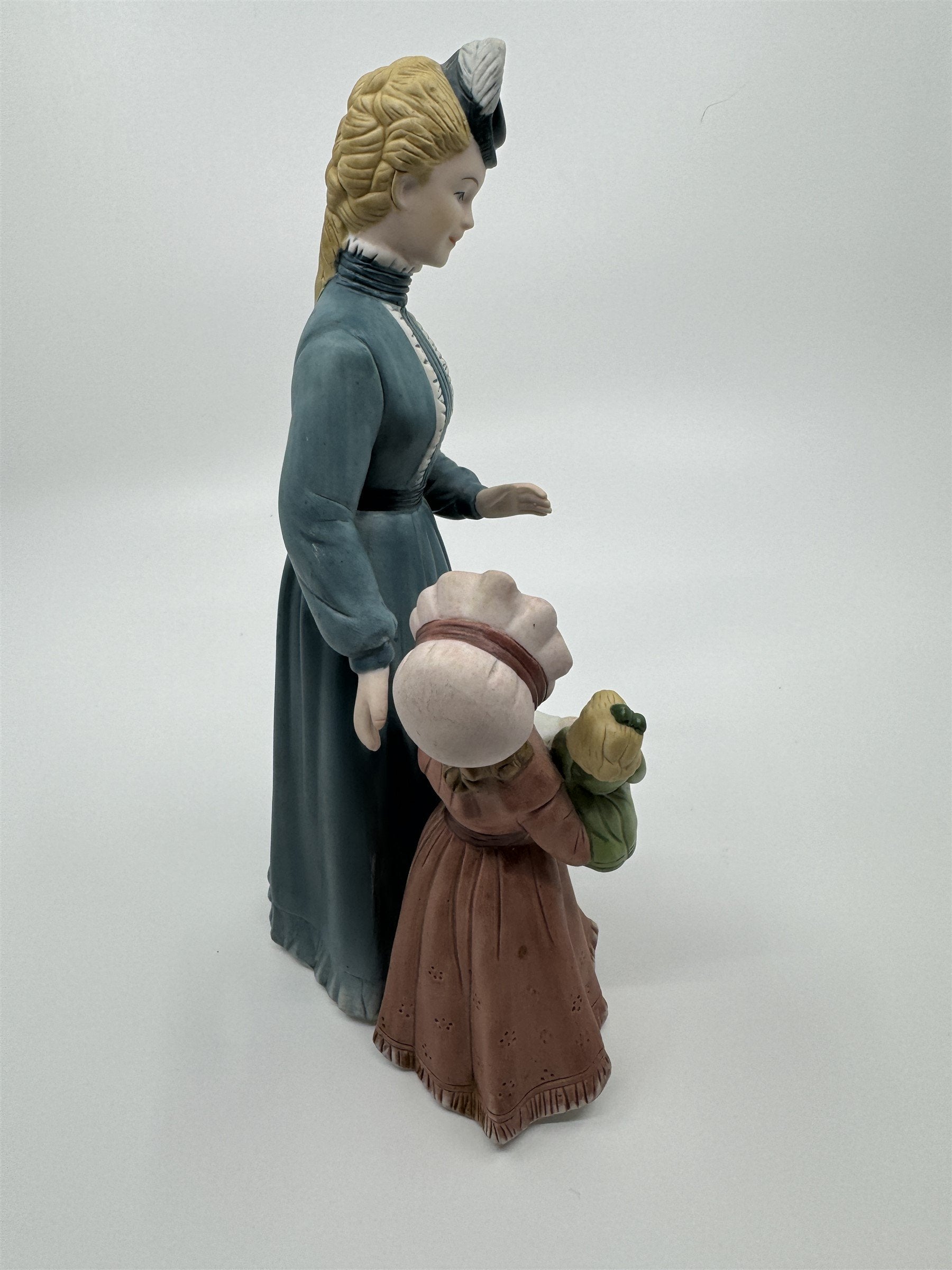 HOMCO Home Interiors Porcelain Figurine Sunday Stroll 8812 VGC Mother Daughters