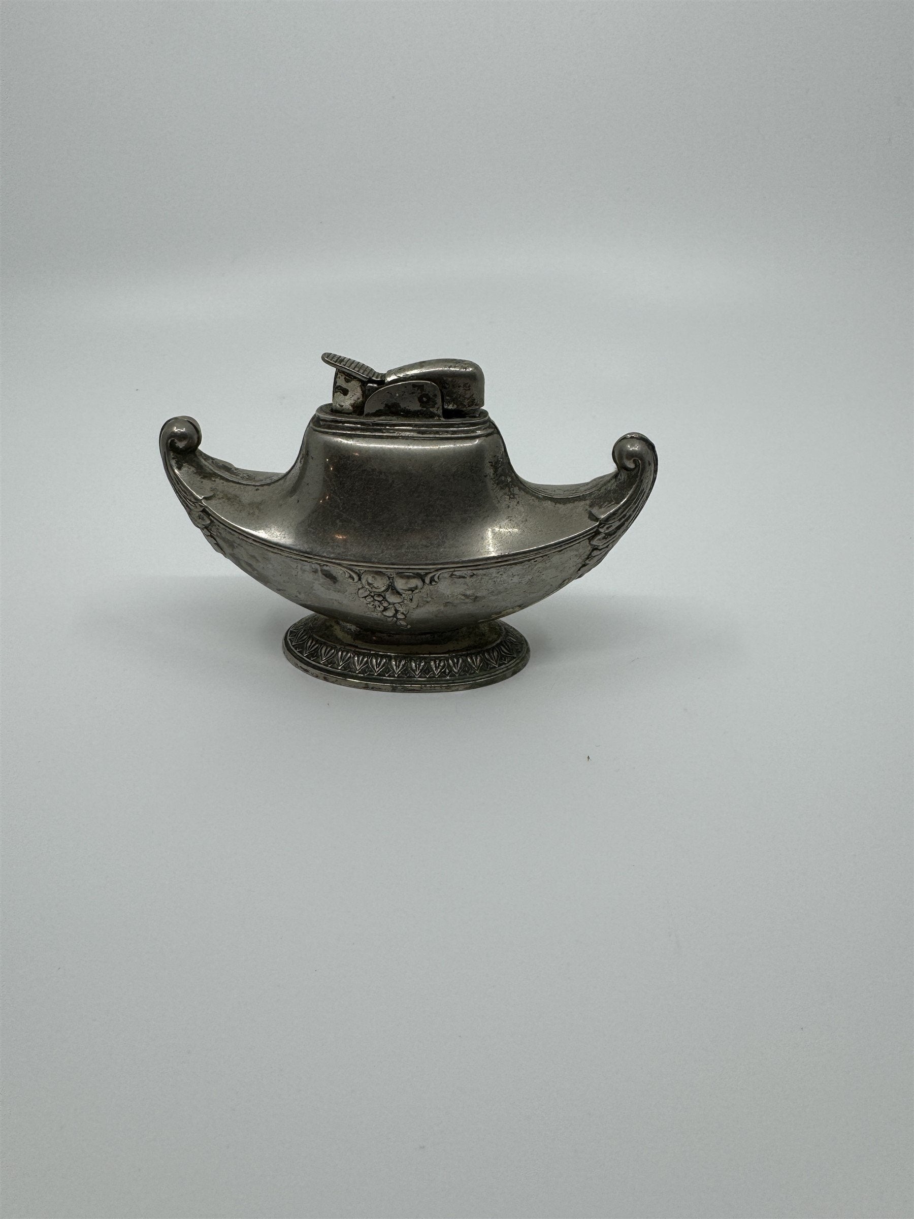 Vintage Evans Magic Genie Lamp Cigarette Make a Wish Lighter Silver Tone