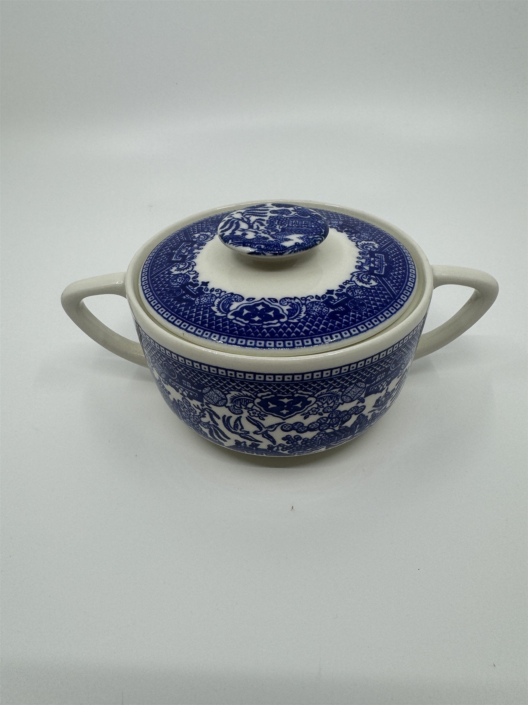 Vintage Covered Sugar Bowl Blue Willow Ware Eaton Made in USA /w Box Oven Proof