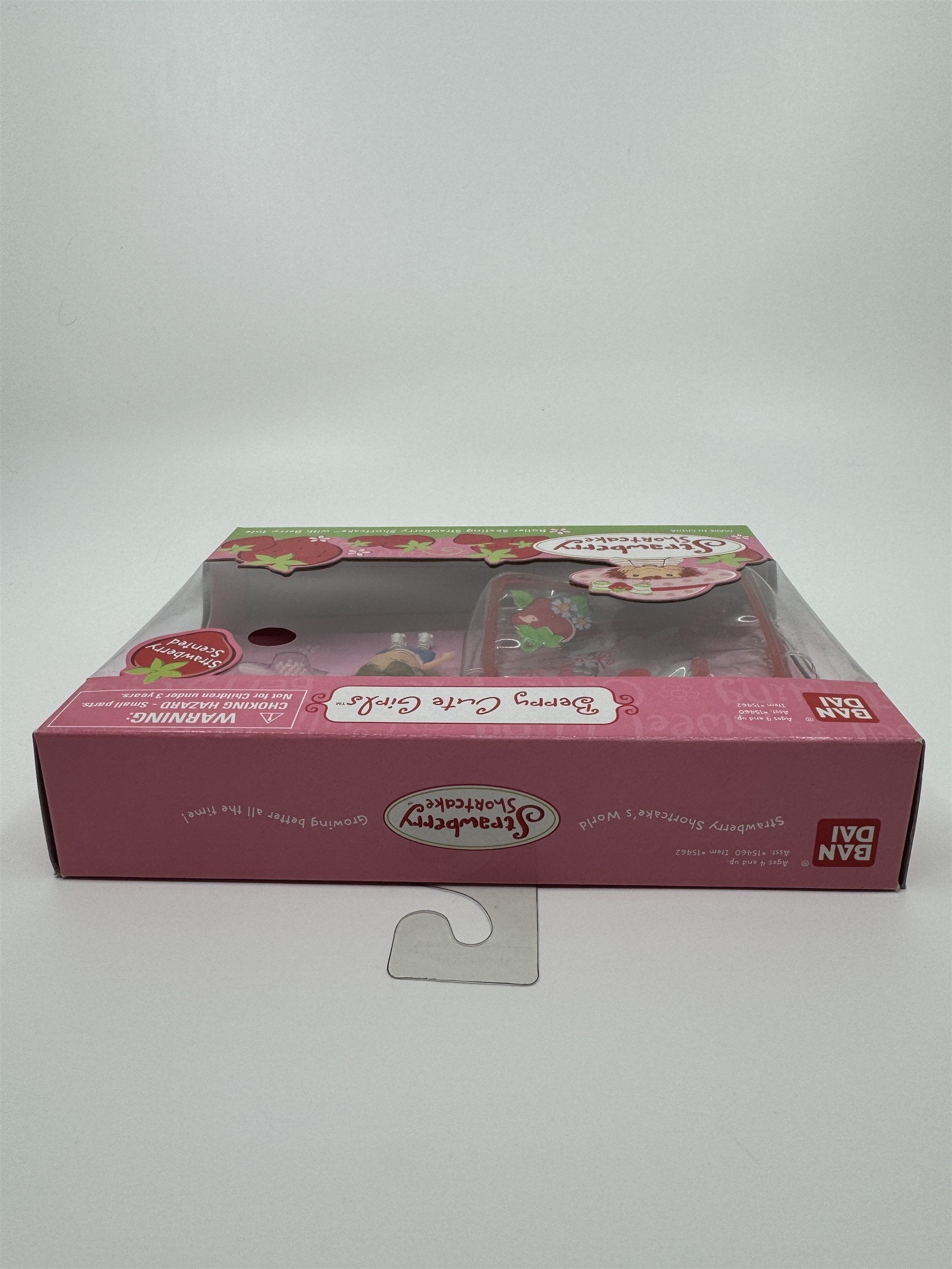 Strawberry Shortcake Roller Skating Strawberry Shortcake /w Berry Tote Clear/Red