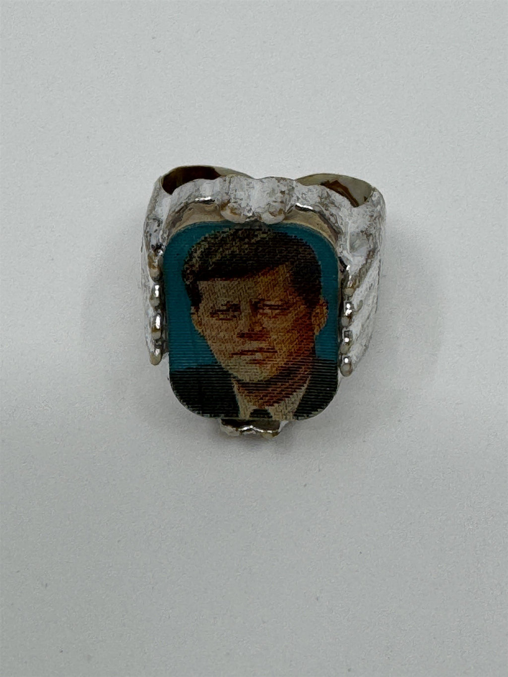 1960's John F Kennedy JFK American Flag 35th President Plastic Toy Flicker Ring